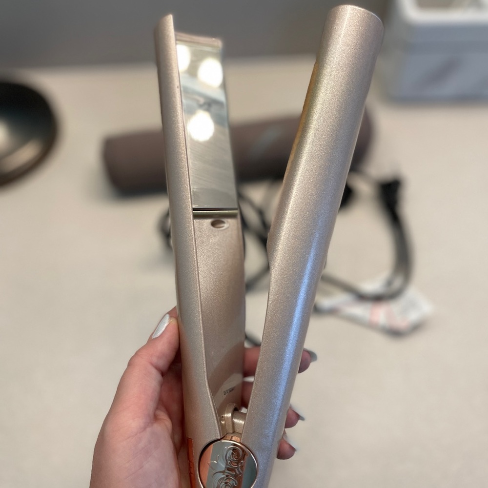 *SOLD*Tyme Hair Styler Curling Iron & Straightener